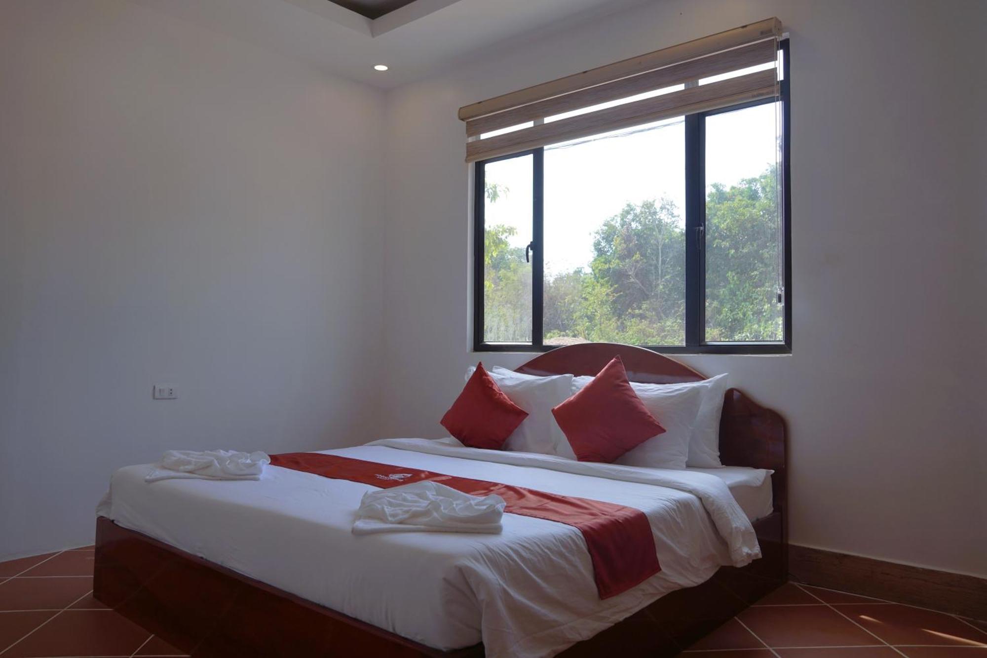 Soonnoeng Resort Koh Rong Sanloem Exterior photo